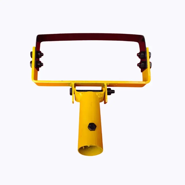 Blade hand weeder